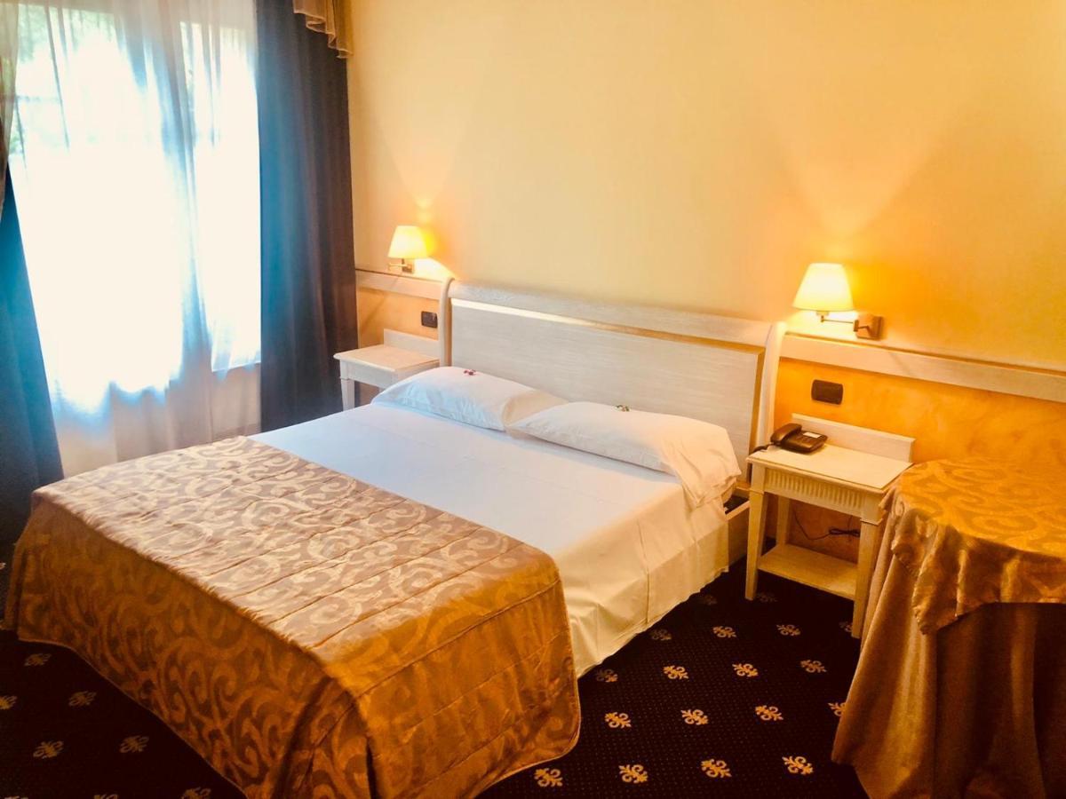 Motel Malpensa Inn & Hotel-Airport Казе-Нуове Экстерьер фото